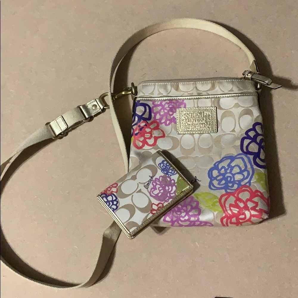 Limited Edition Coach Poppy Crossbody & Wallet